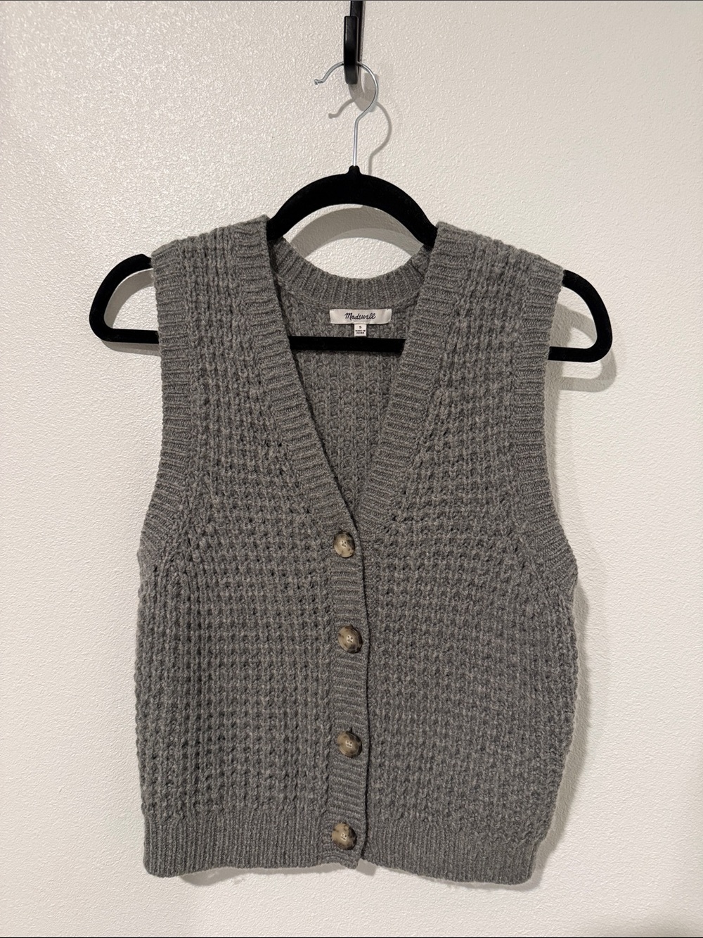 Madewell Gray Waffle-Knit Button Front Sweater Vest